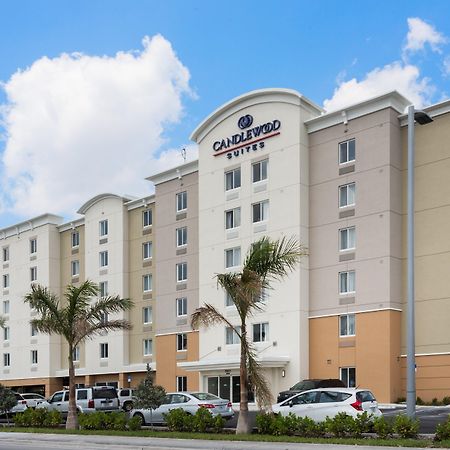 Candlewood Suites Miami Intl Airport - 36Th St, An Ihg Hotel Екстериор снимка